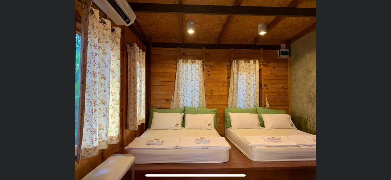 Nung Ni Bang Khon Thi Resort Amphawa Exterior photo